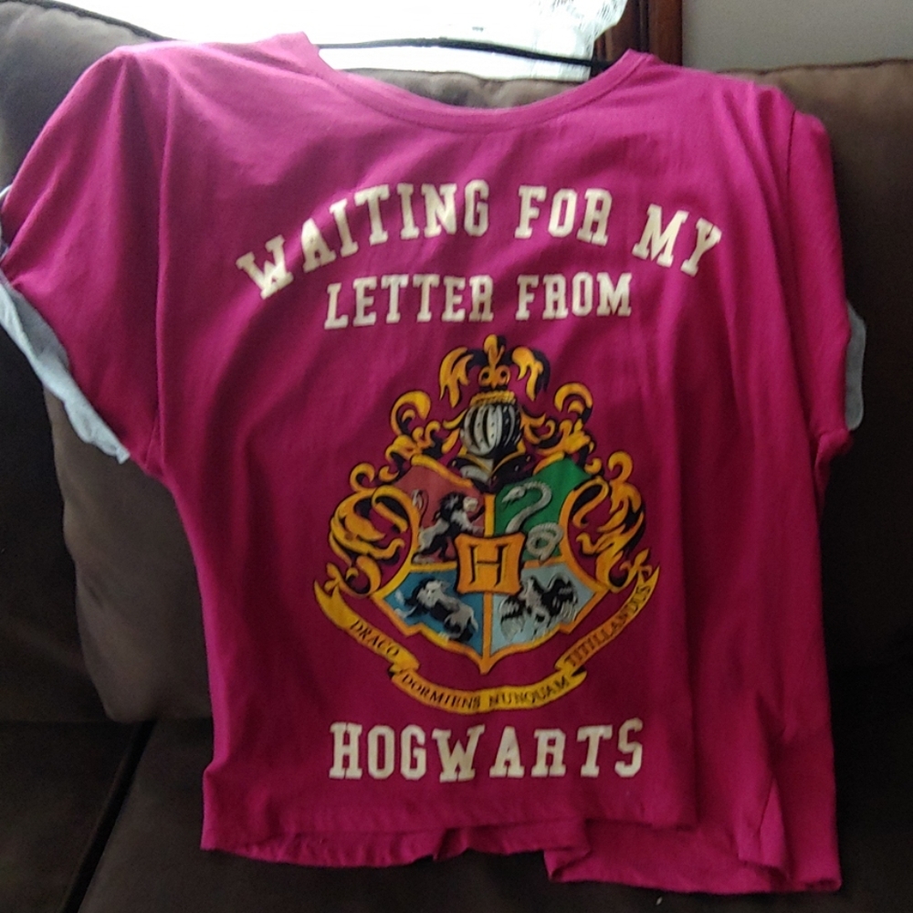 Hogwarts tshirt